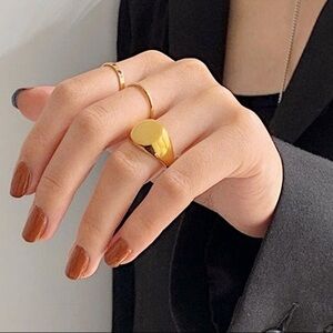 Gold Round Signet Ring 18k Gold Plated